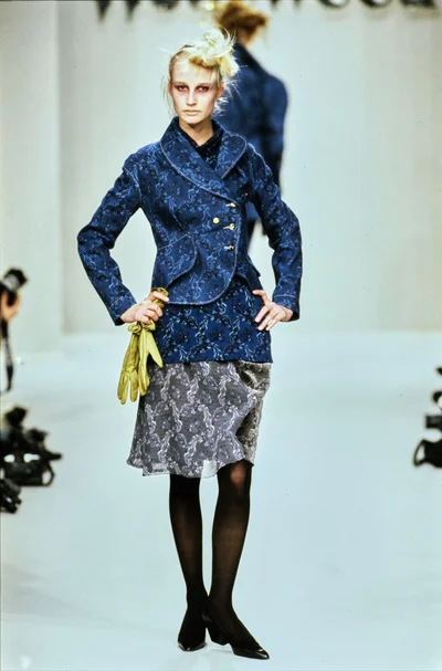 Look 49